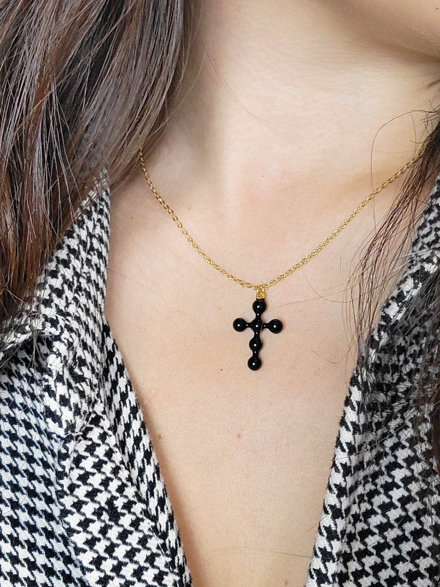 HOLY GRAIL Necklace in Black