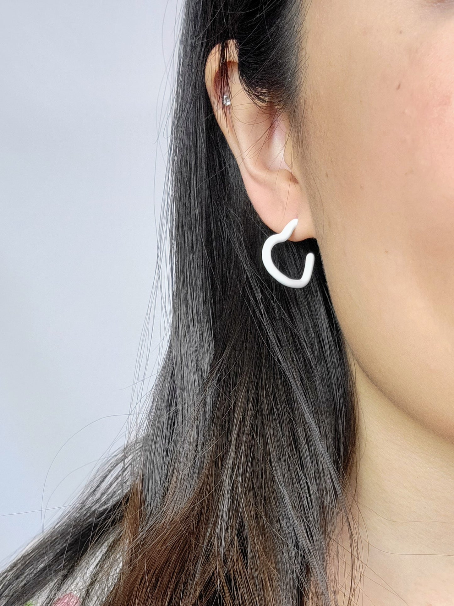 SWEETHEARTS in White