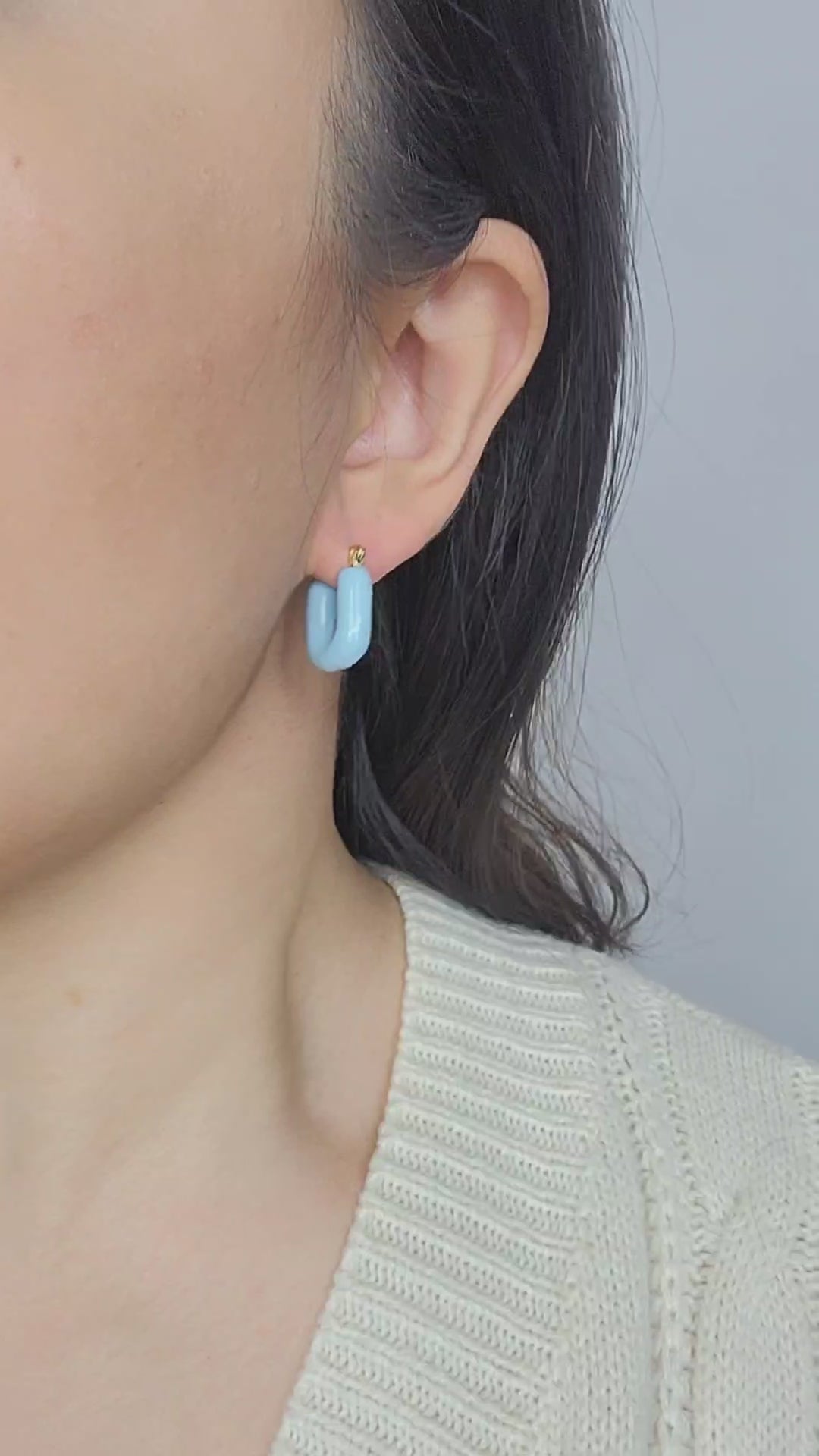 PUFFER EARRINGS in Blue