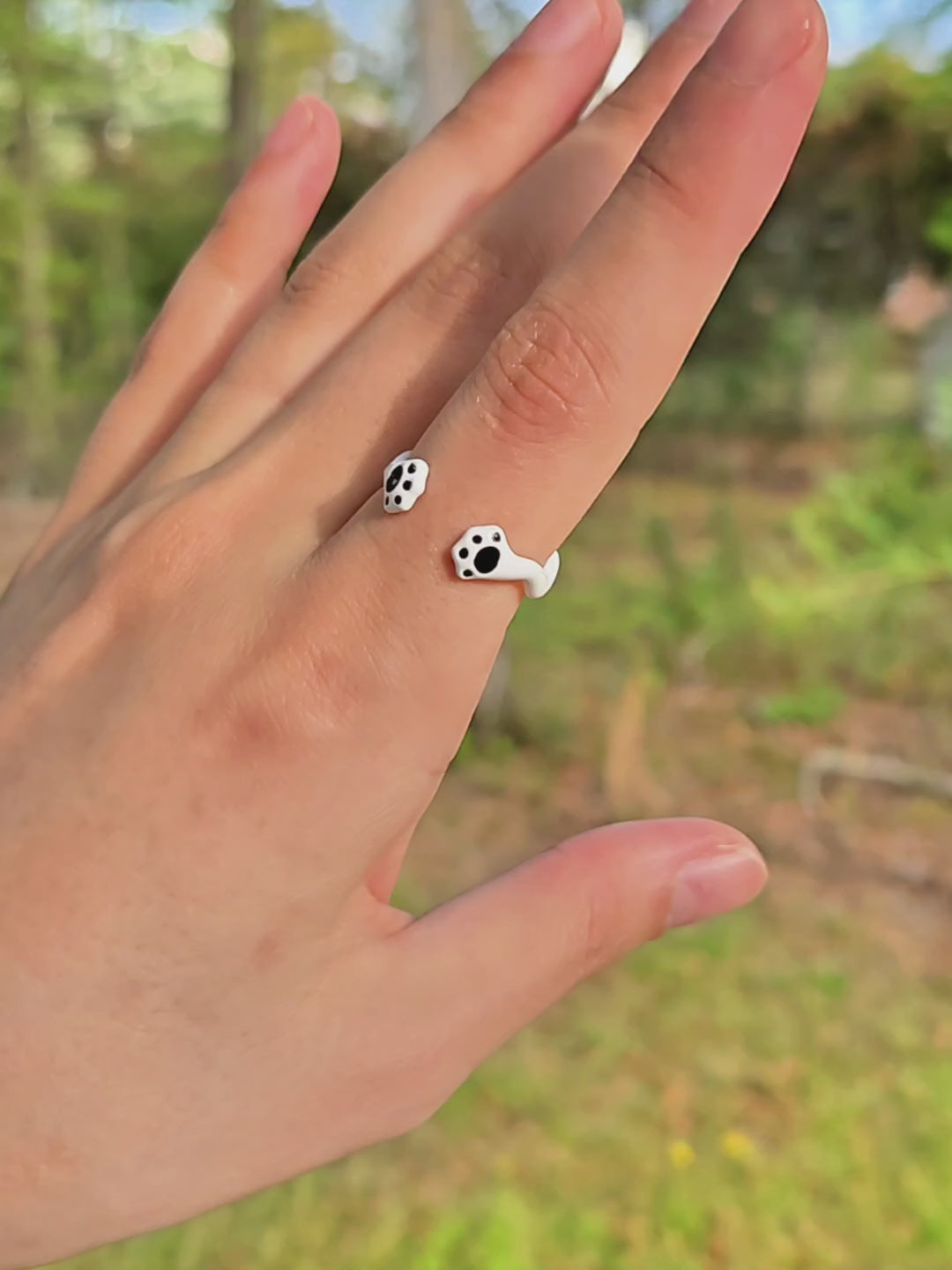 Paw Ring 3 (Black Paw)