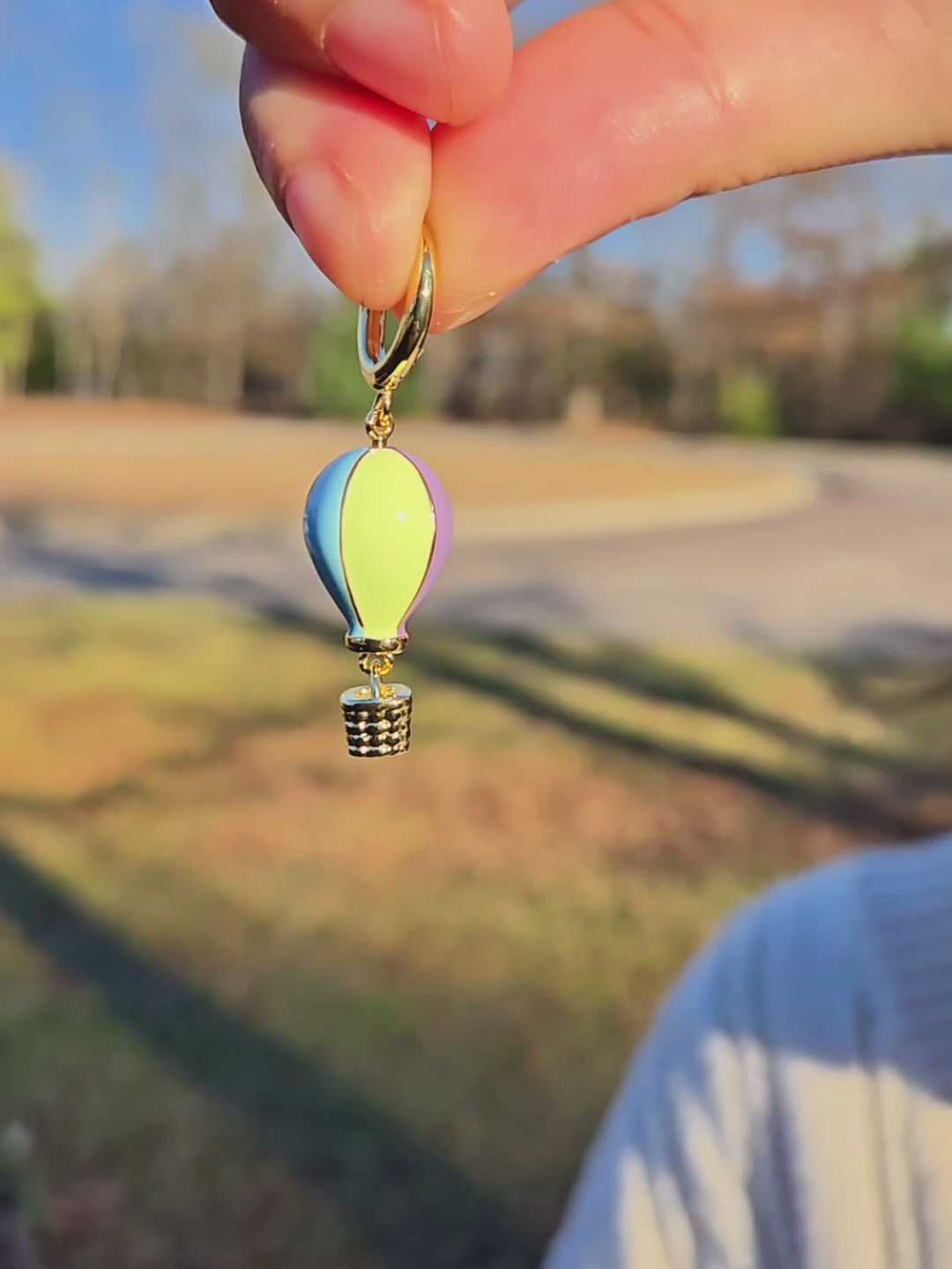 HOT AIR BALLOON in Pastel