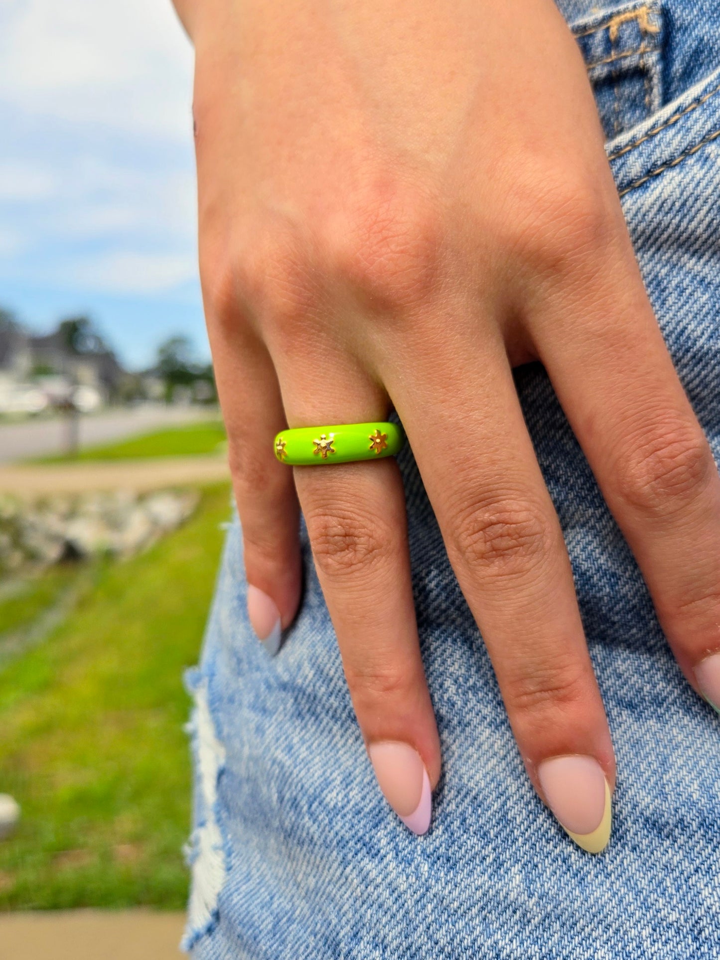 Gold Floral Ring 3 (Green)