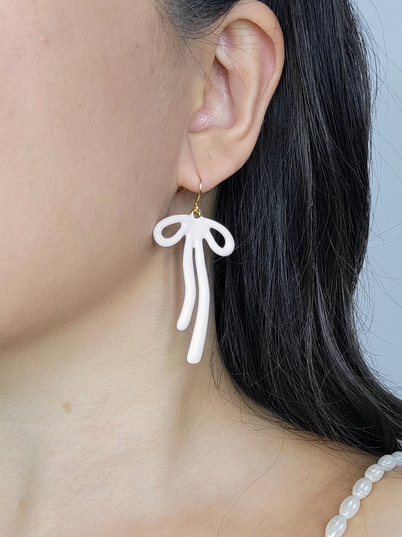 BAD TO THE BOW in Pale Blush