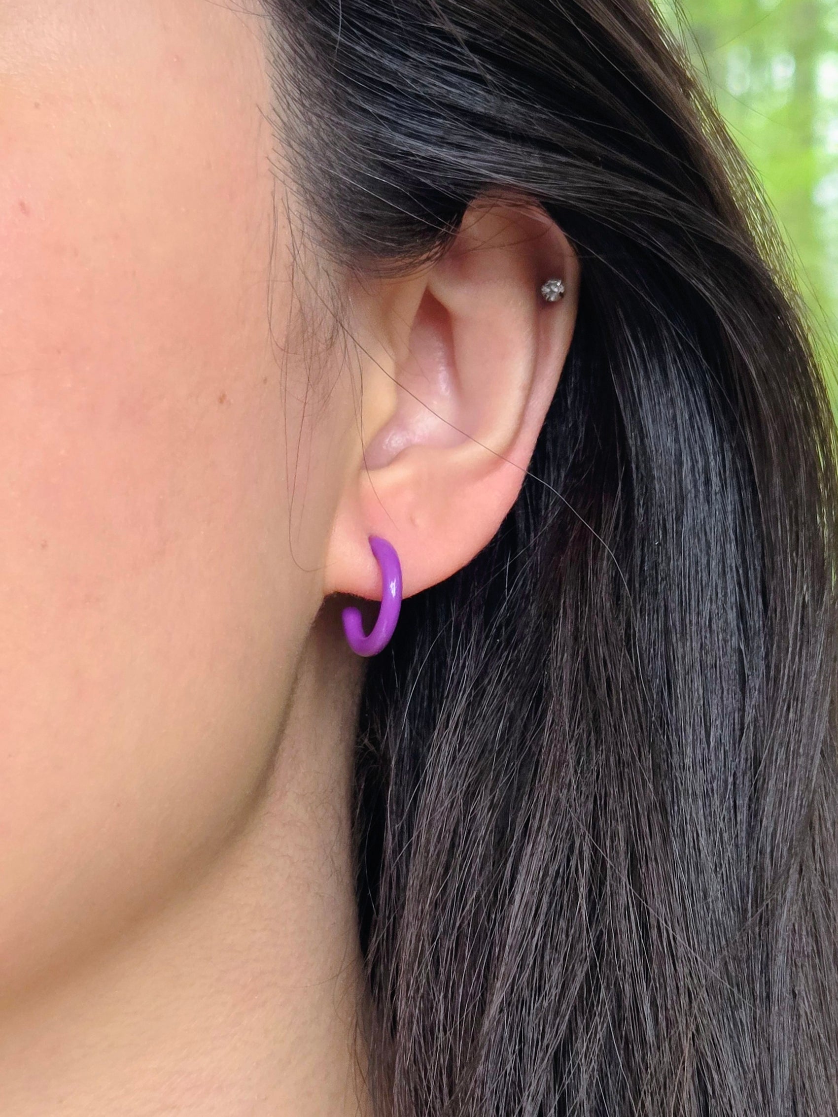 MINI HOOPS in Grape Purple