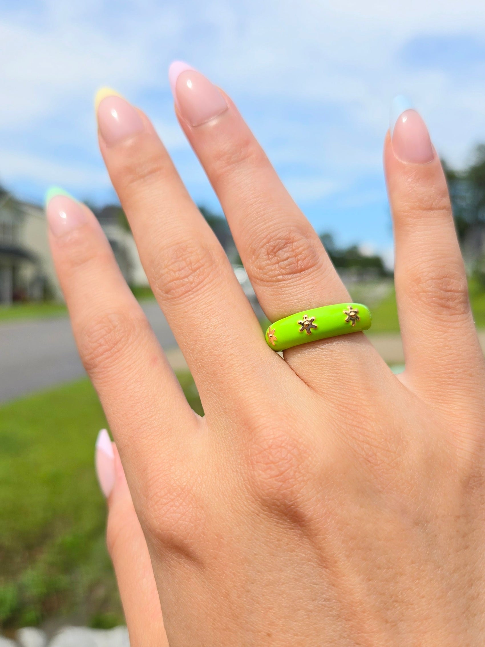 Gold Floral Ring 2 (Green)