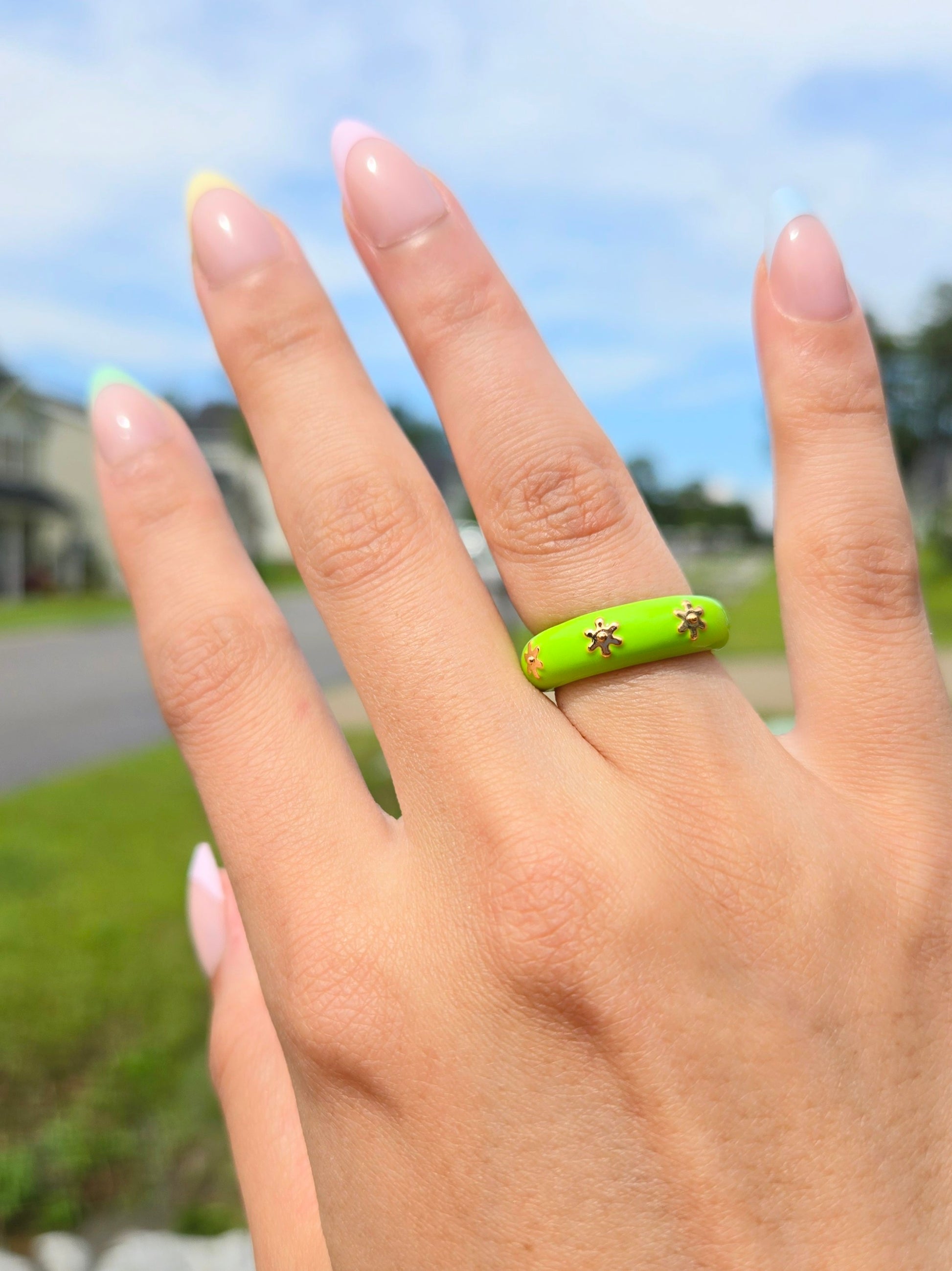 Gold Floral Ring 2 (Green)