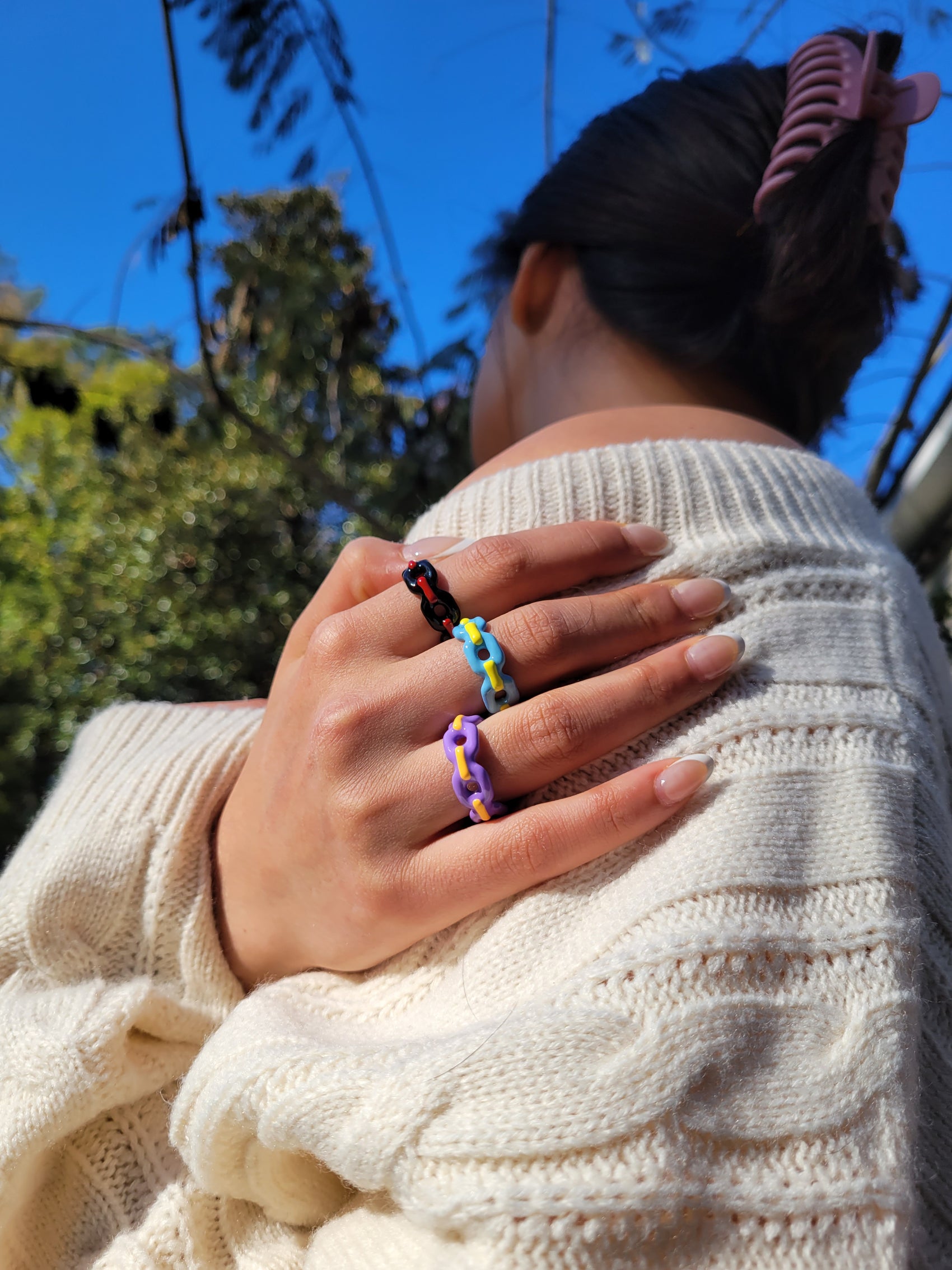 NOT A WEAK LINK in Black/Red