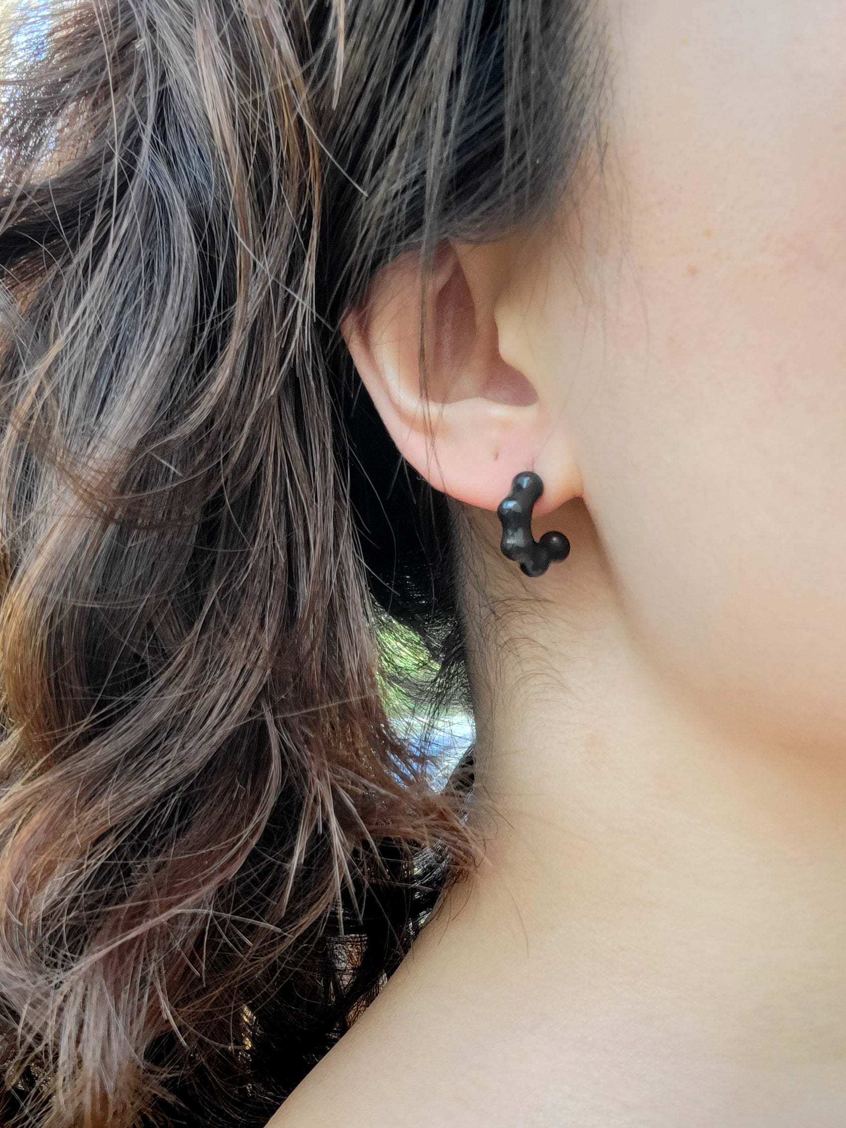 BOOTY BEADS in Black